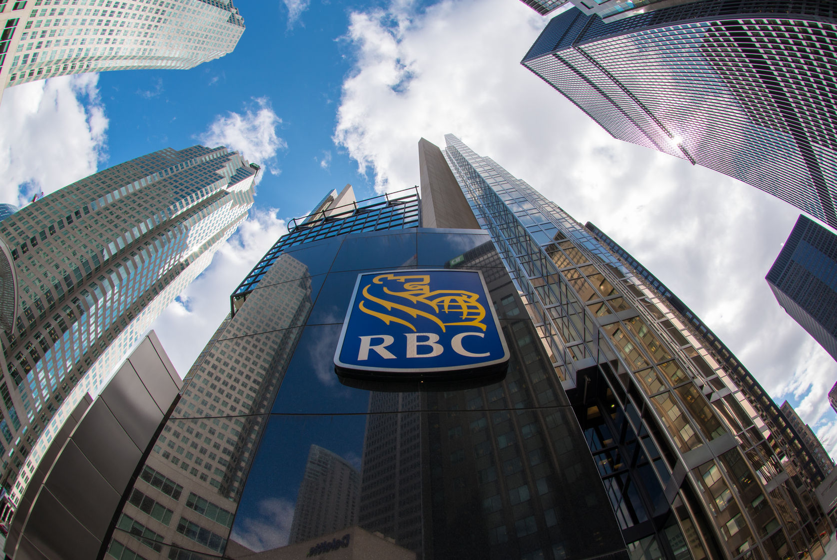 RBC Considers Blockchain Tech to Automate Credit Scores