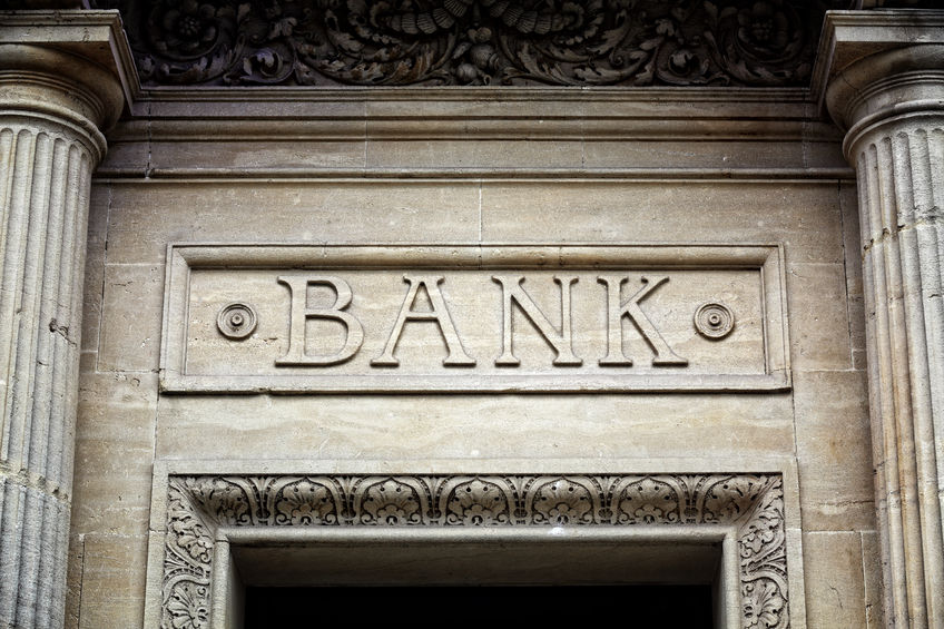 What is The Difference Between a Bank and a Credit Union in Canada?