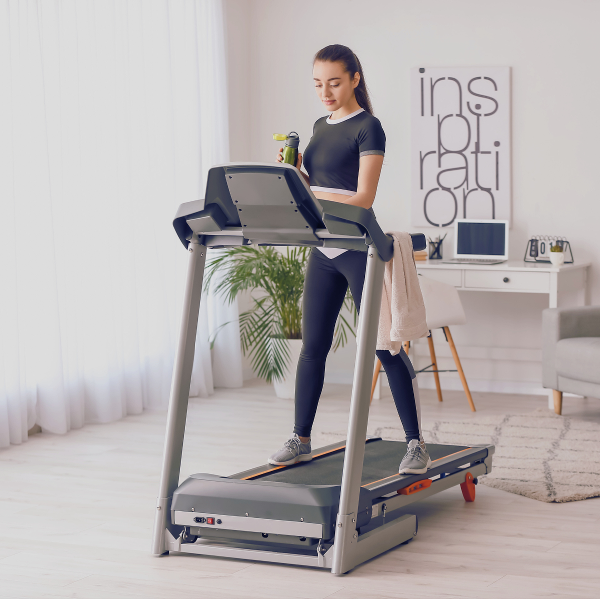 https://loanscanada.ca/wp-content/uploads/2025/04/Treadmill-financing.png